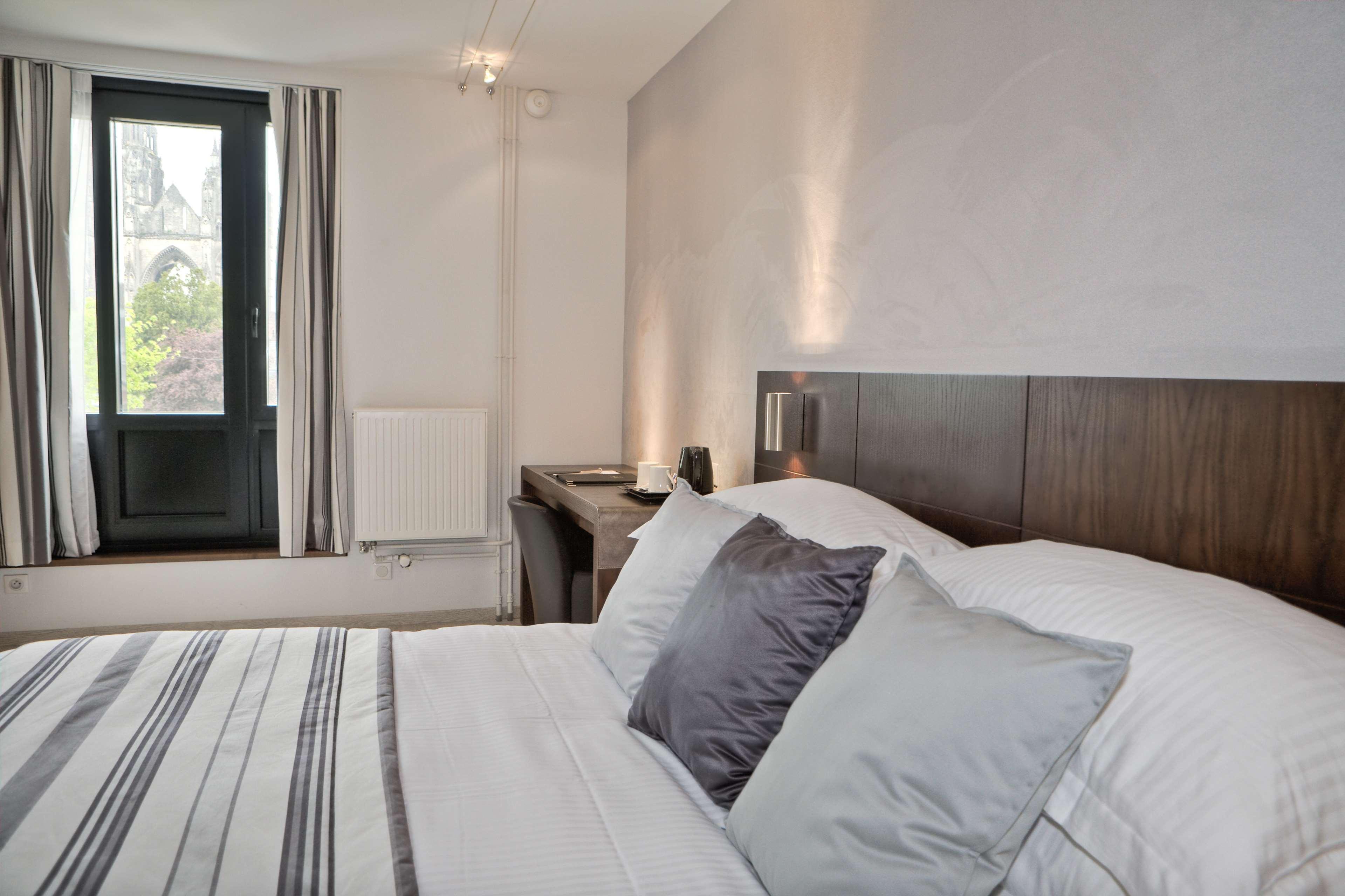 Best Western Plus Hotel Des Francs Суасон Экстерьер фото